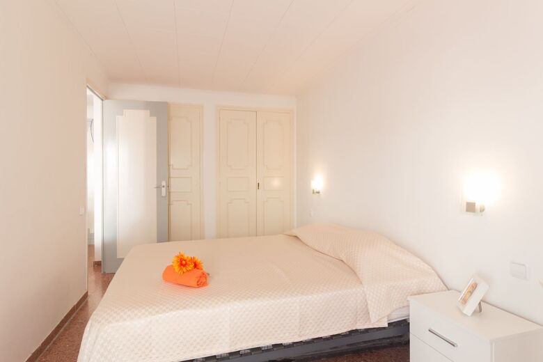 Apartamento Gisamar 6-6 Ref. 1124