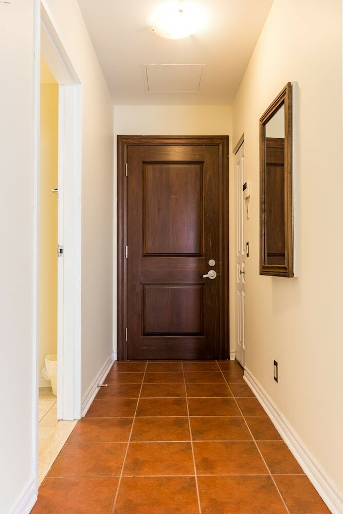 Airy Downtown Apartments By Nuage