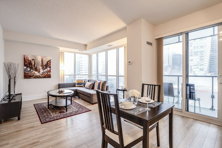 Apartamentos Galaxy Suites 300 Front Unit 2705