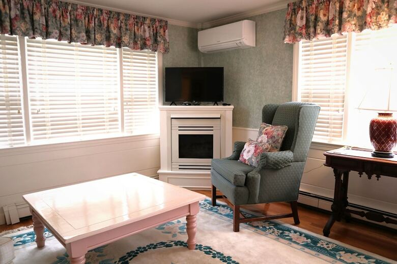 Bed & Breakfast Whalewalk Inn And Spa