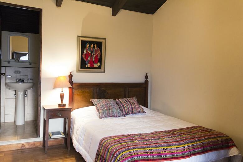Bed & Breakfast Hotel Casa de Las Mascaras