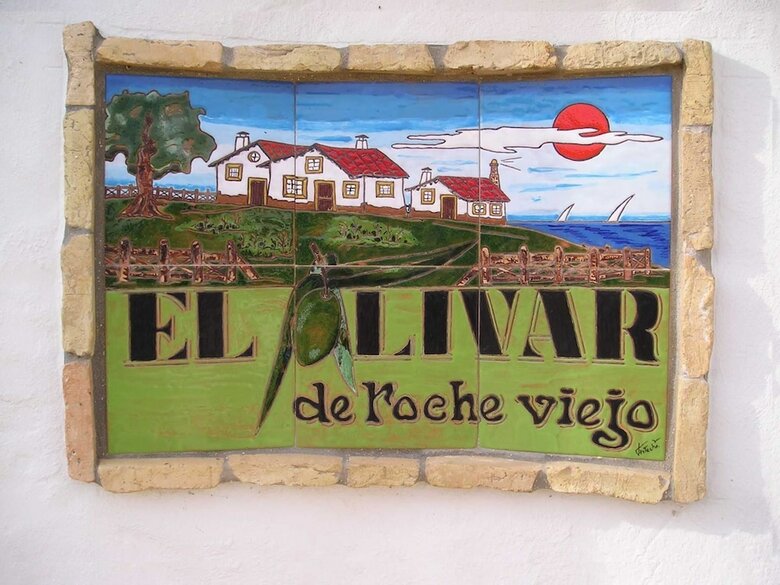 El Olivar de Roche Viejo