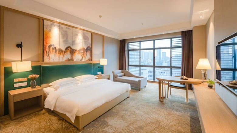 Floral Hotel Nanning Lige Holiday