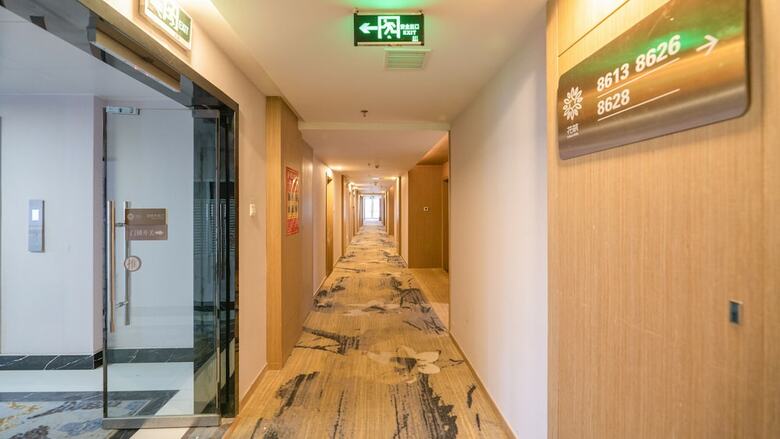 Floral Hotel Nanning Lige Holiday