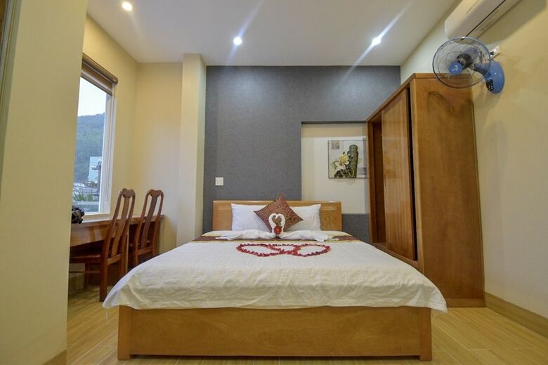 So Ri Hotel