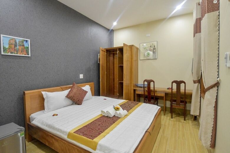 So Ri Hotel