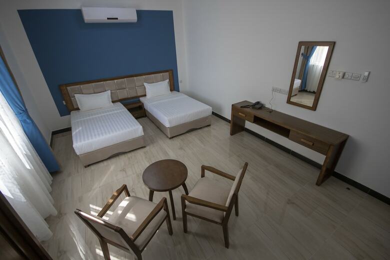 Aparthotel Home Station Hotel