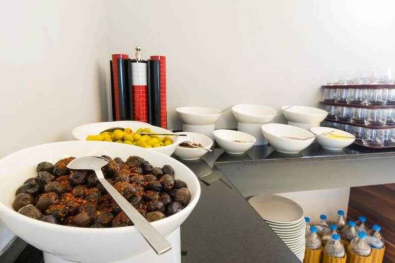 Hotel Azra Suite Otel