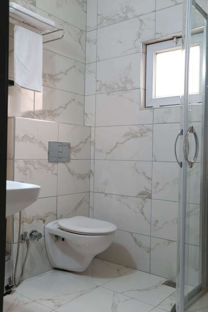 Hotel Azra Suite Otel