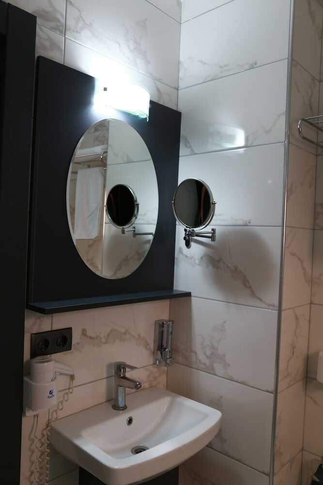 Hotel Azra Suite Otel