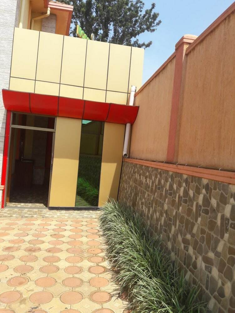 Bed & Breakfast Modern Villa Hotel