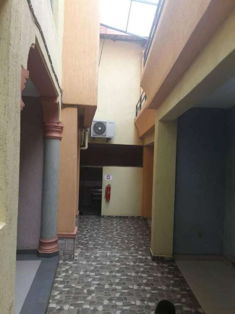 Bed & Breakfast Modern Villa Hotel