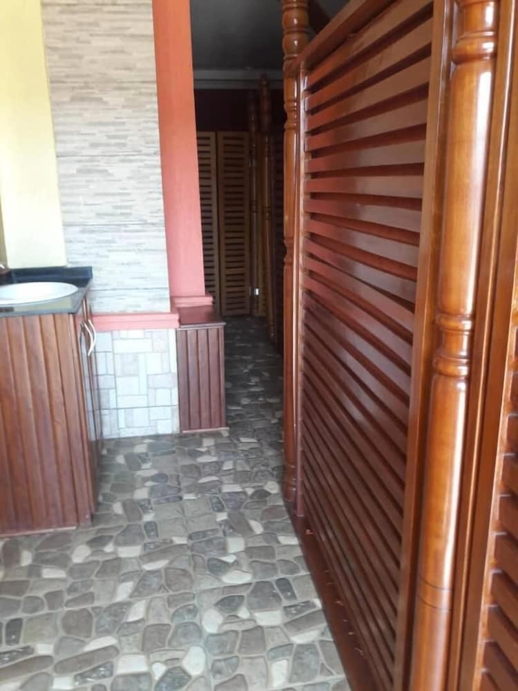 Bed & Breakfast Modern Villa Hotel