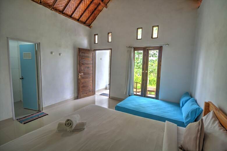 Hotel Kira Homestay