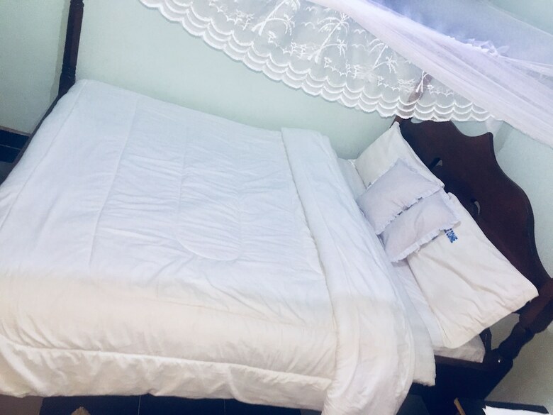 Hotel Free Zone