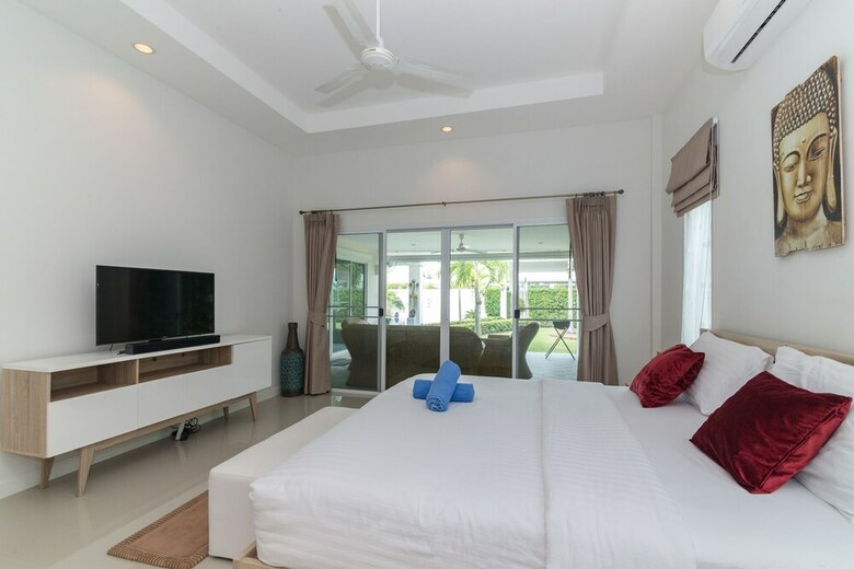 Private Pool Villa With 3 Bedrooms L67