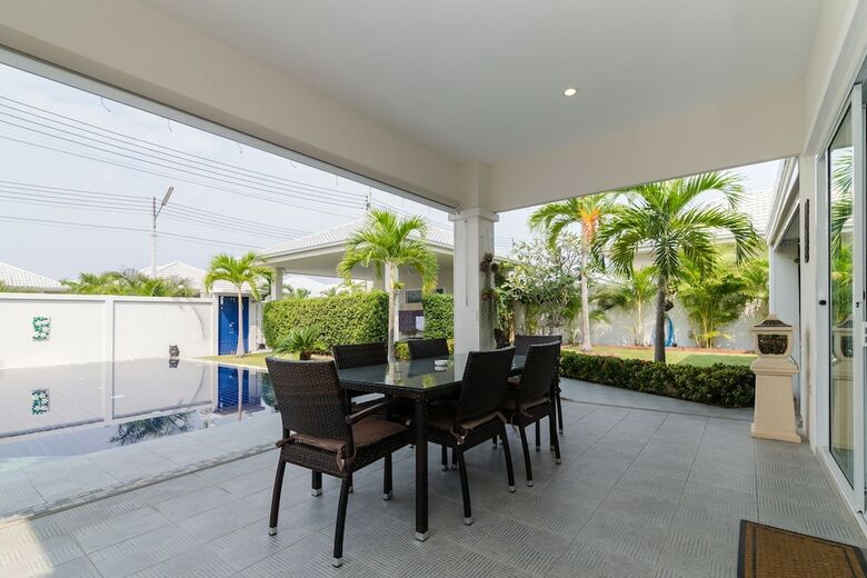 Private Pool Villa With 3 Bedrooms L67