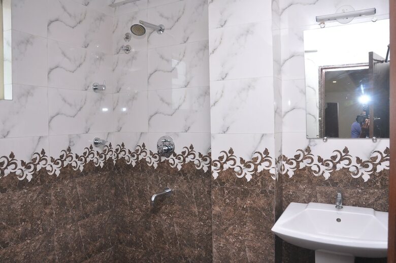 Hotel Sai Arya Lodging & Hall