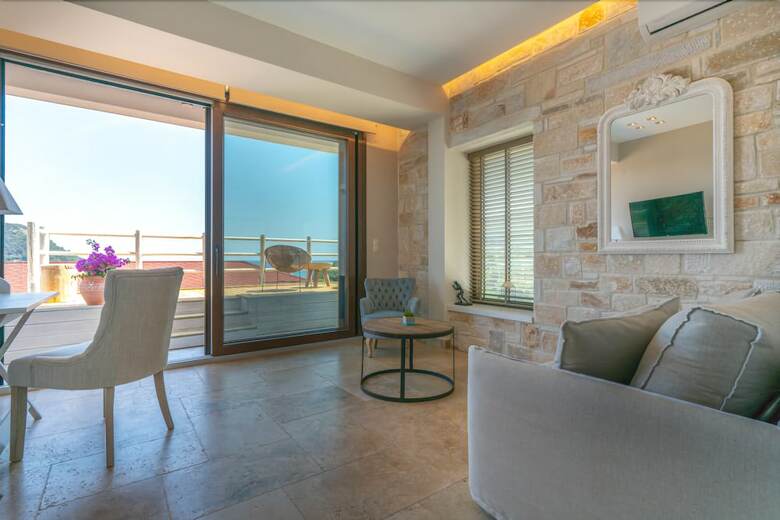 Hotel Agorastos Suites