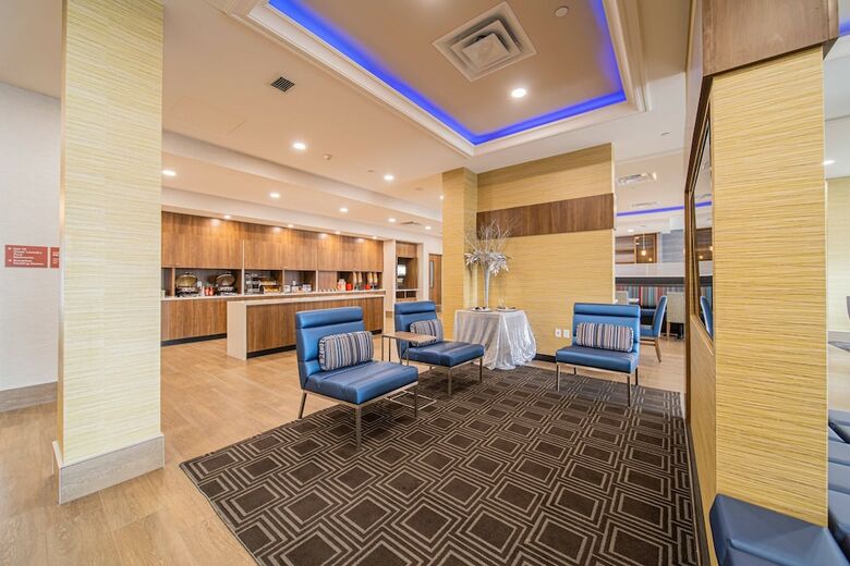 Hotel Towneplace Suites By Marriott Brantford And Conference Centre