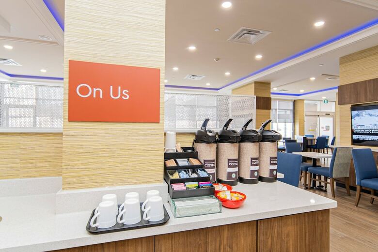 Hotel Towneplace Suites By Marriott Brantford And Conference Centre
