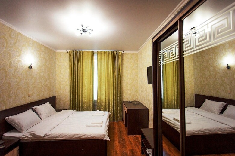 Hotel Pano Castro