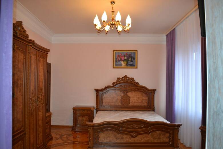 Hotel Family House