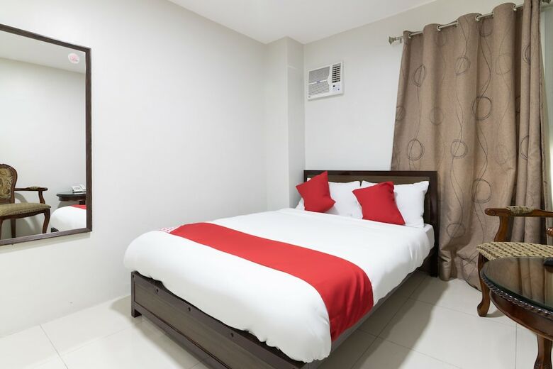 Hotel Oyo 152 Sangco Condotel