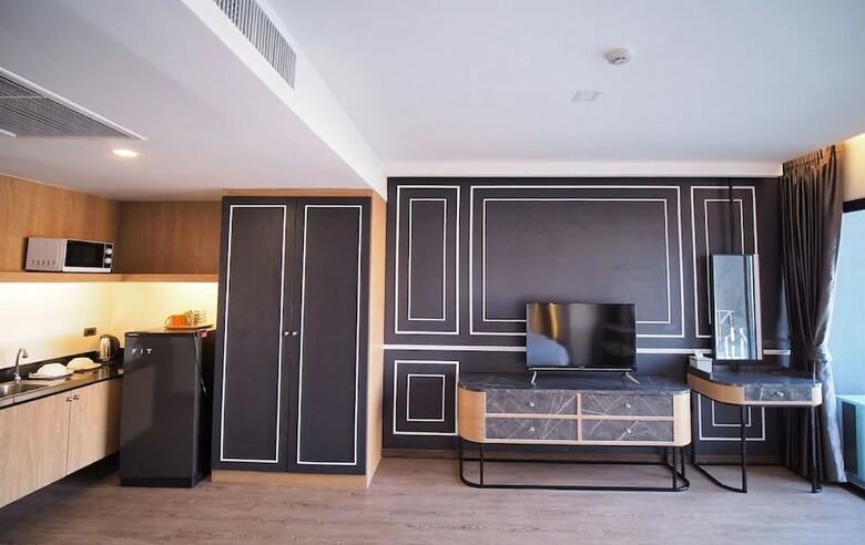 Hotel Sleep With Me Pattaya