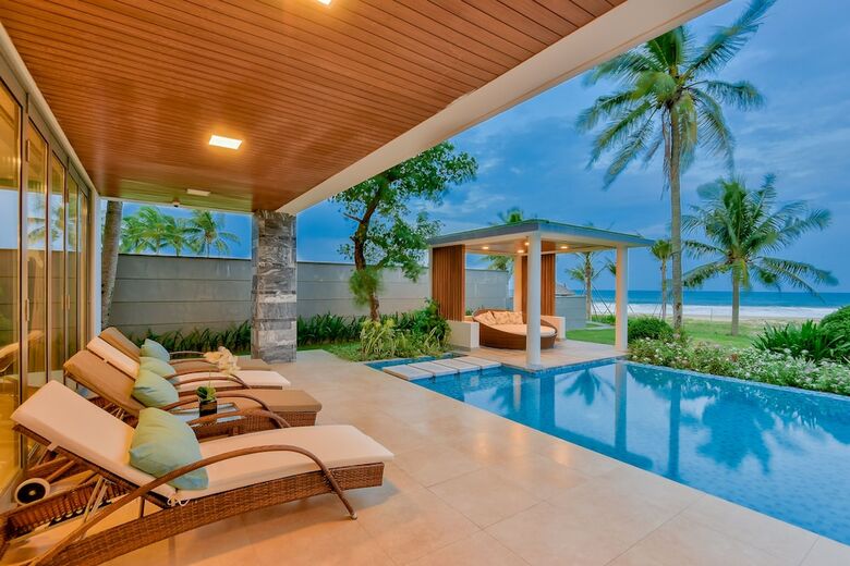The Five Stars Villa