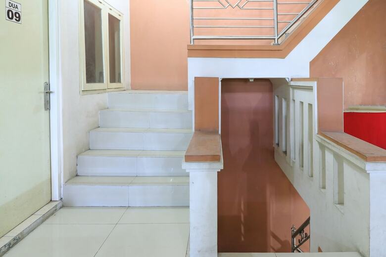 Hotel Babussalam Homestay