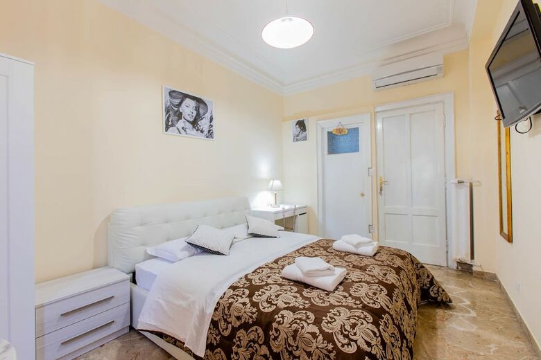 Hotel Flower Guesthouse