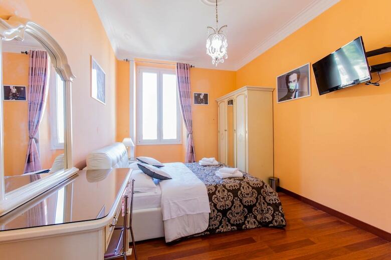Hotel Flower Guesthouse