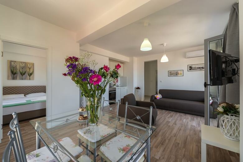 Apartments My Przno