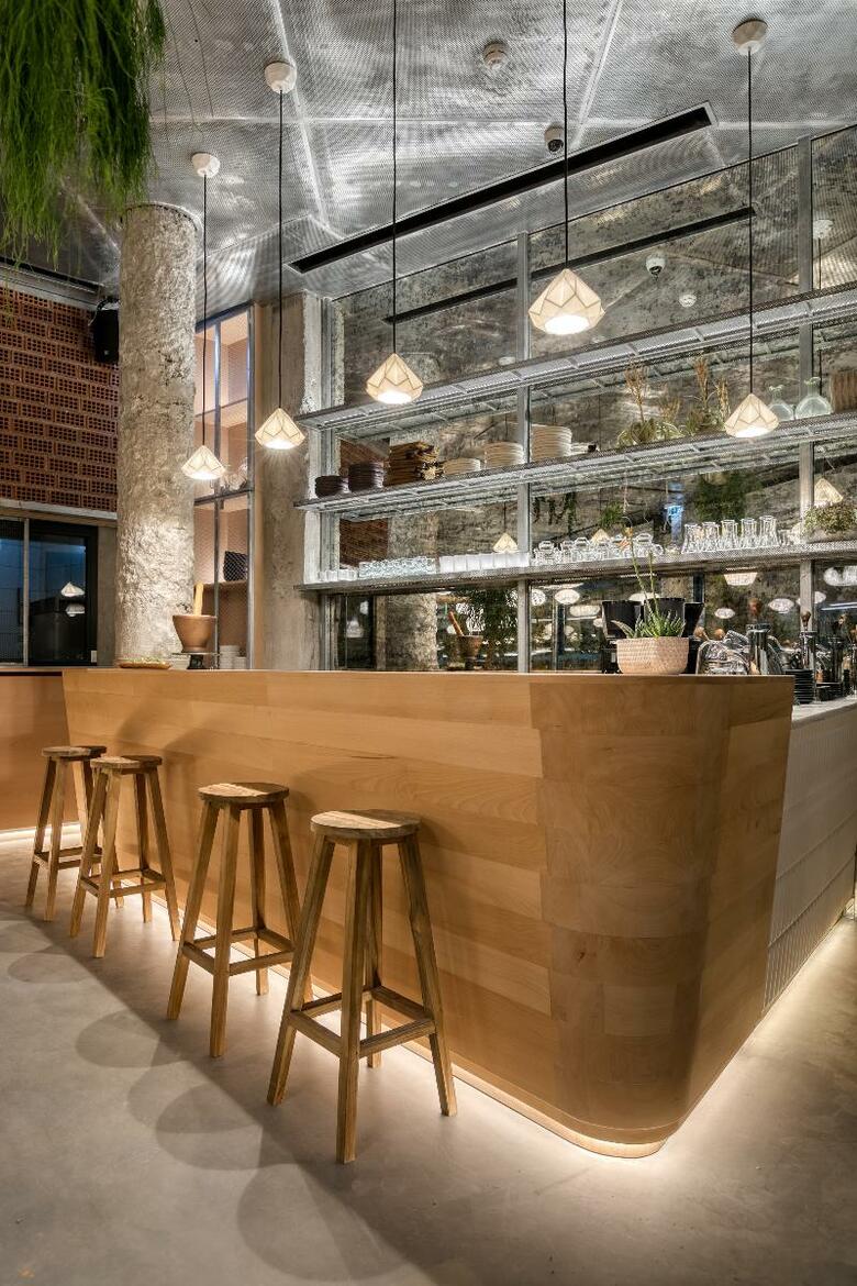 Hotel Bob W Eolou