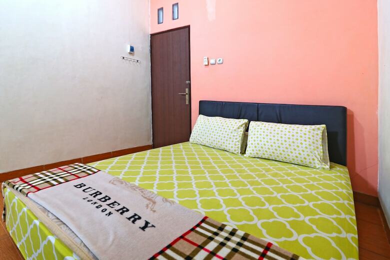 Hotel Semata Wayang Syariah Homestay
