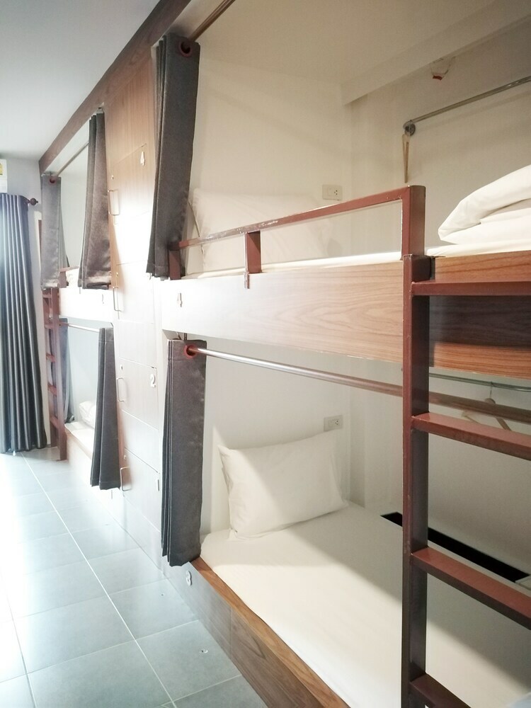 Hostal Wee Hostel