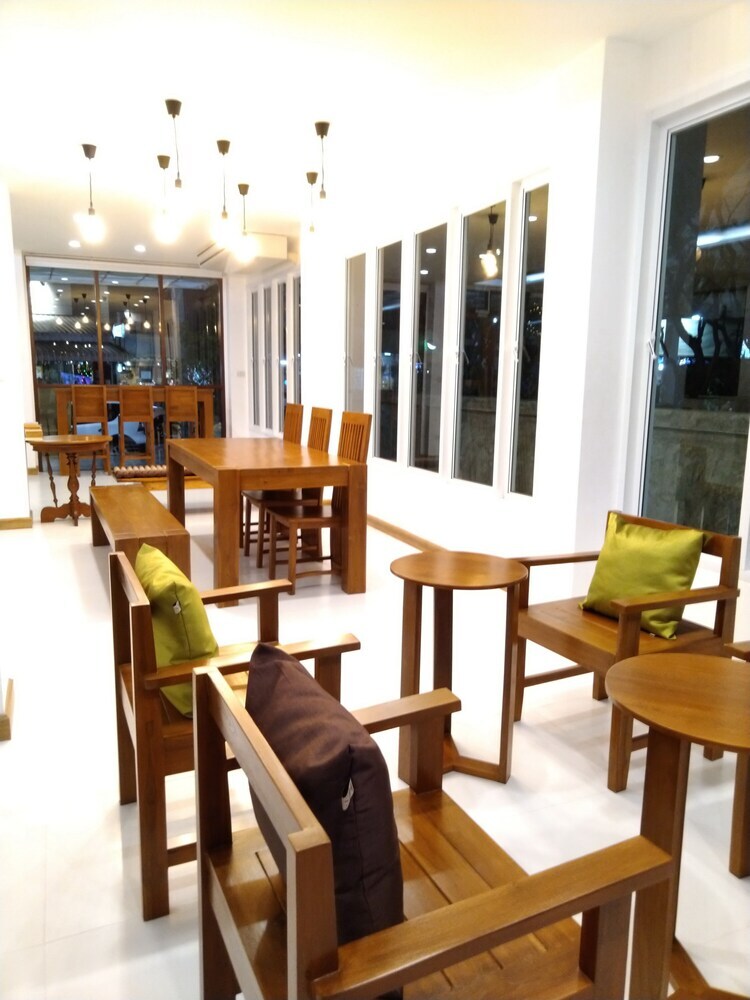 Hostal Wee Hostel