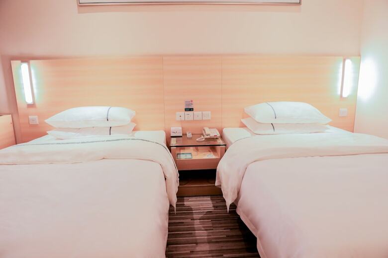 Hotel Cc Inn Guangzhou Renhe Station