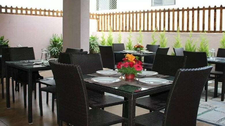 Crest Hotel