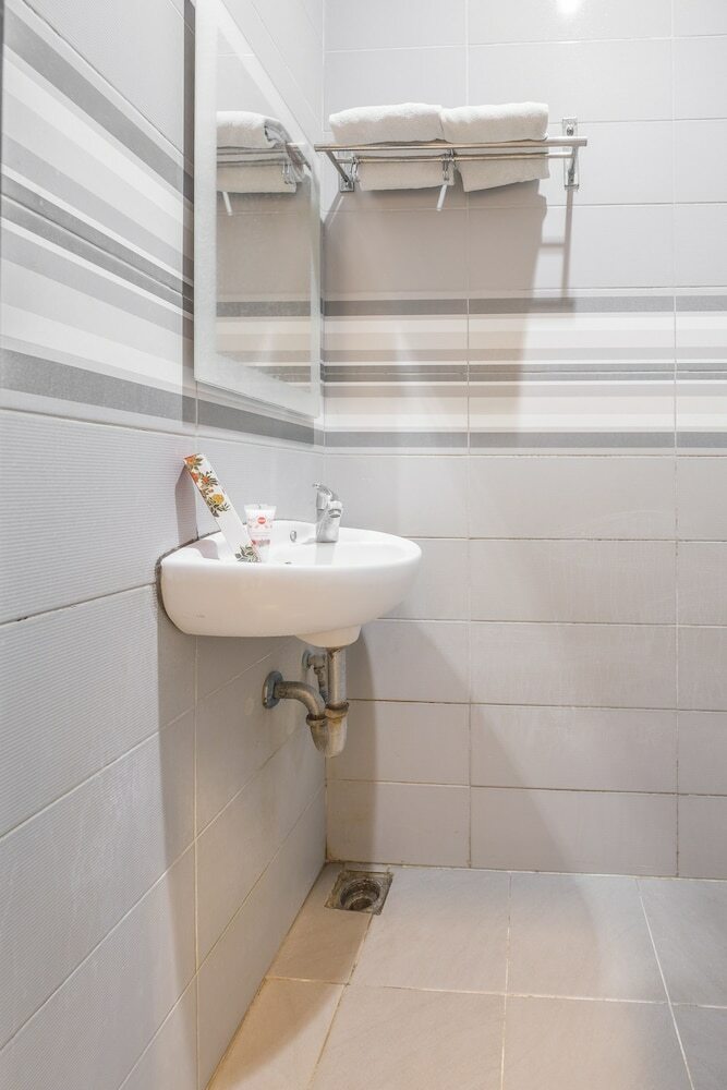 Oyo 492 Alden Hotel