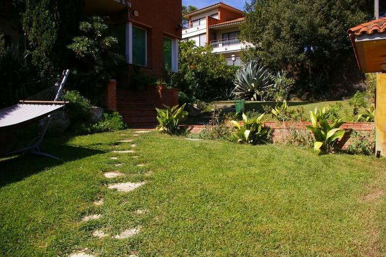B&B Ines