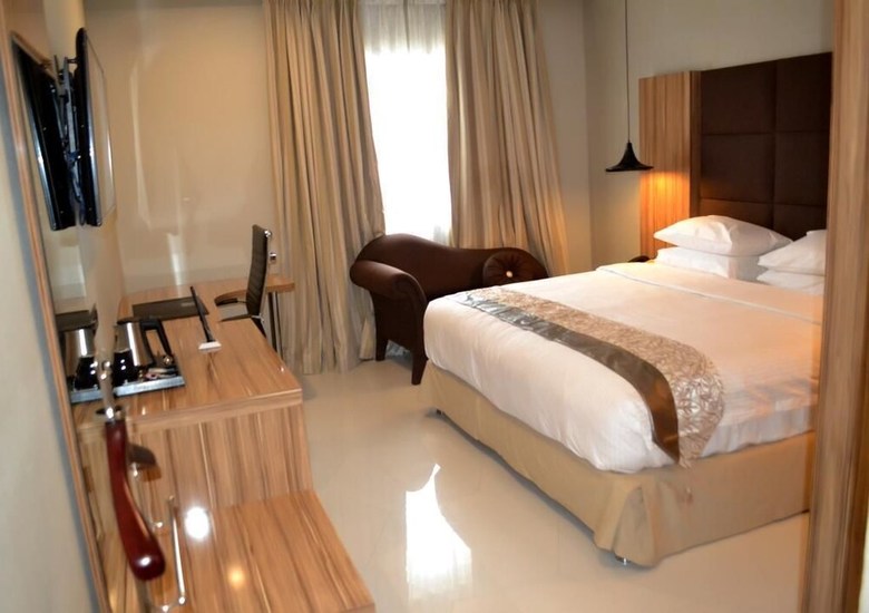 Best Premier Hotel
