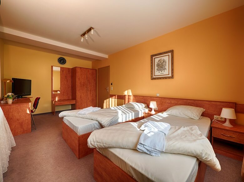Hotel Airport Global Hostel