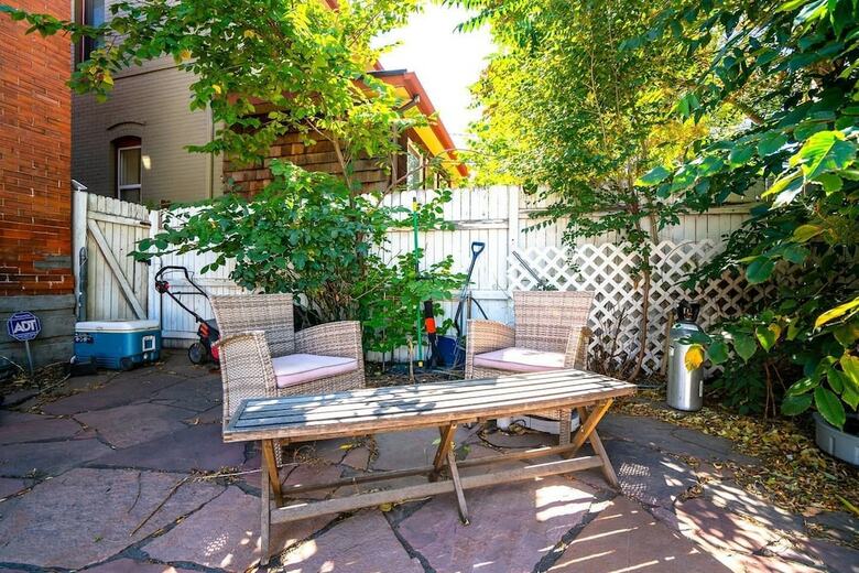 Cannabis Castle Historic Home In Baker District