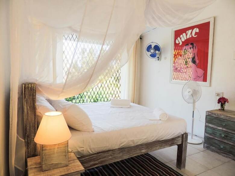 Baobab Beach House Bed & Breakfast