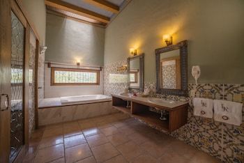 Hotel Hacienda Labor De Rivera