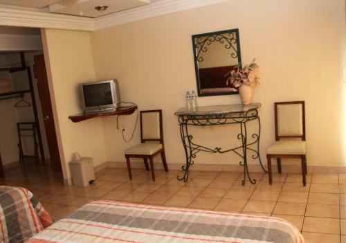 Hotel Plaza Tarasca