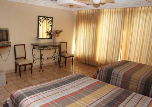 Hotel Plaza Tarasca