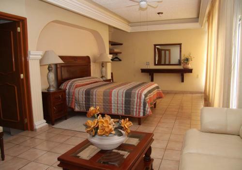 Hotel Plaza Tarasca